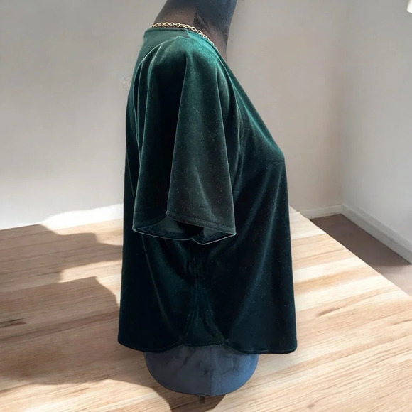 Madewell‎ Velvet Butterfly Top dark green size medium curved hem - Picture 7 of 9